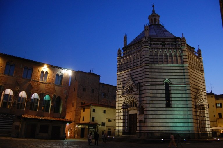 city-scape-of-Pistoia.jpg